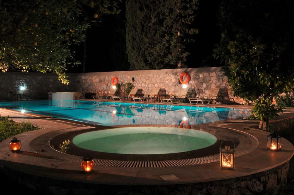 Villa Martha Spetses Town Екстер'єр фото